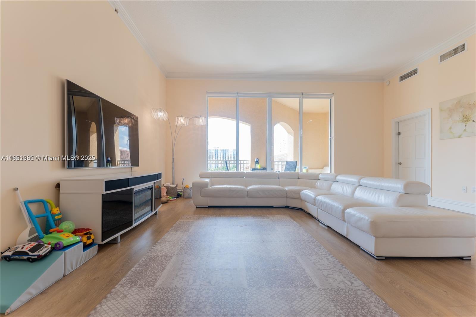 Photo of 3001 185th St #710, Aventura, Florida, 33180 -