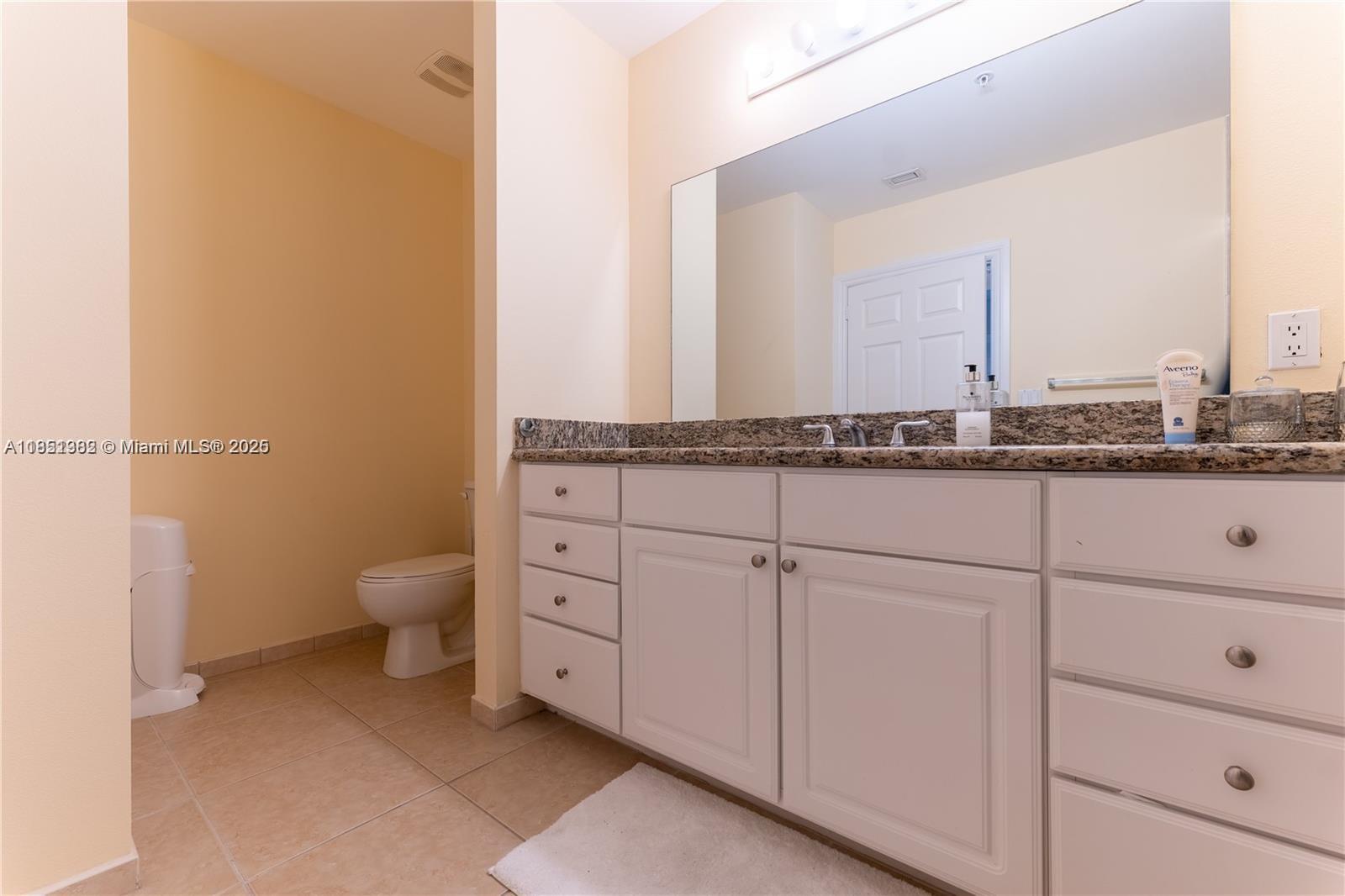 Photo of 3001 185th St  #710, Aventura, Florida, 33180 - 