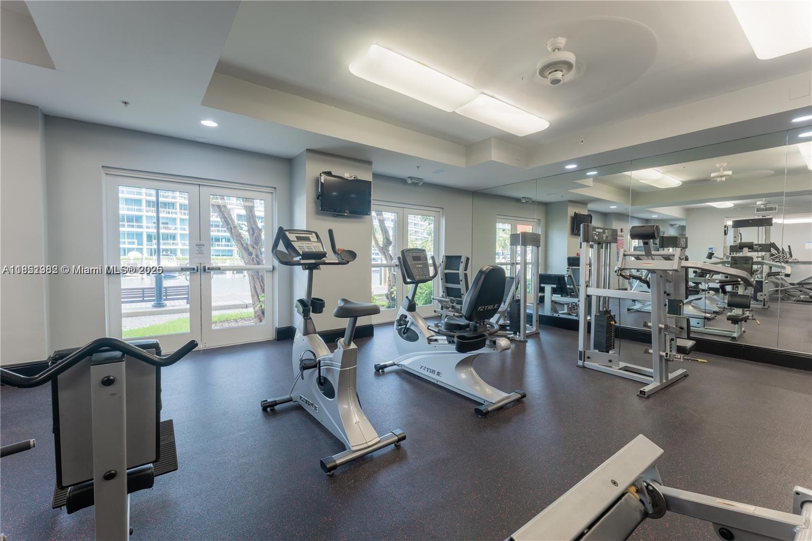 Photo of 3001 185th St  #710, Aventura, Florida, 33180 - 