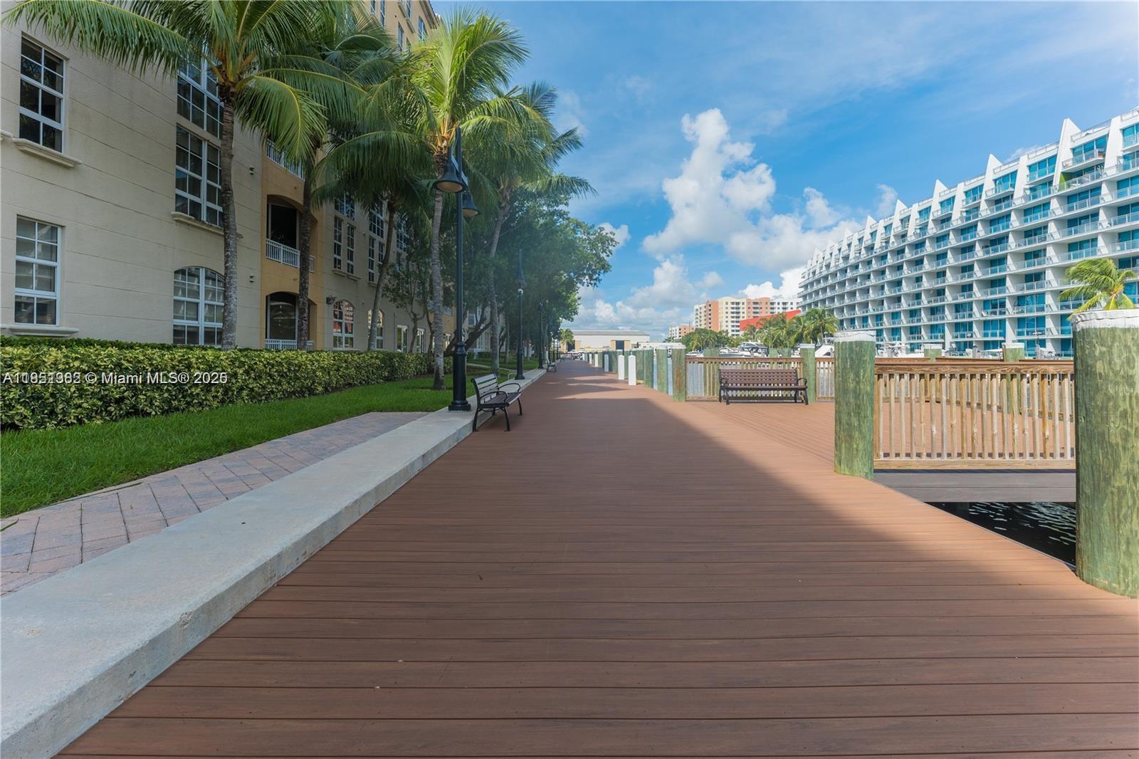 Photo of 3001 185th St  #710, Aventura, Florida, 33180 - 