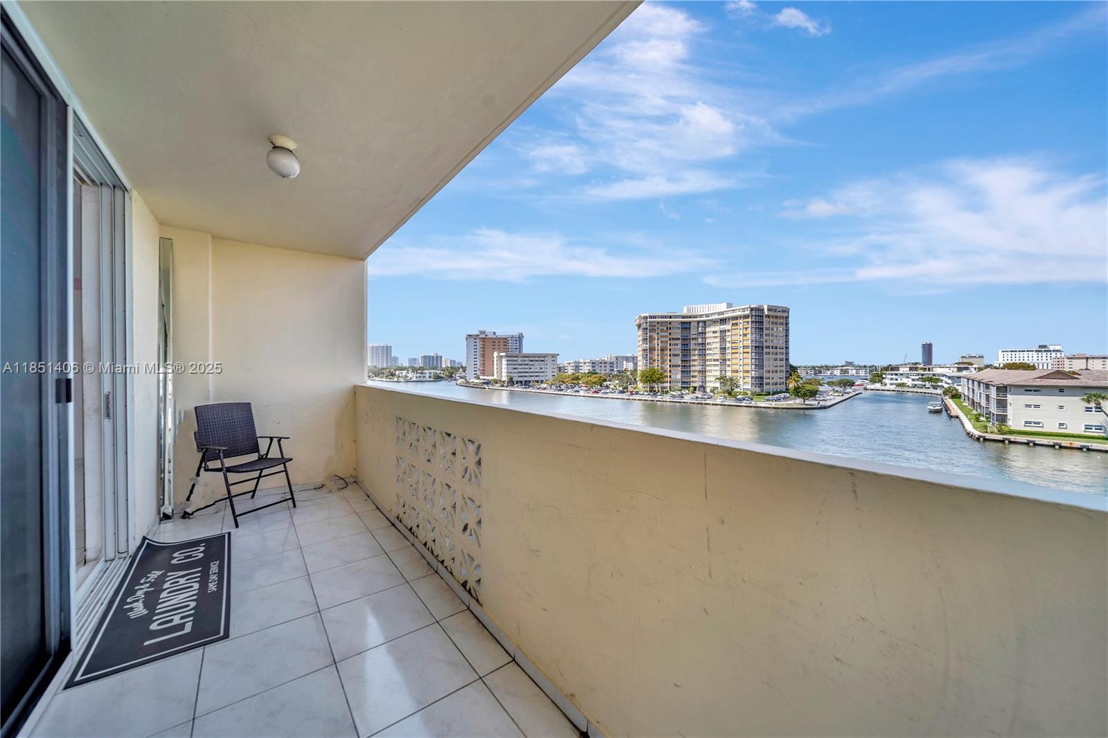 Photo of 1833 Ocean Dr  #511, Hallandale Beach, Florida, 33009 - 