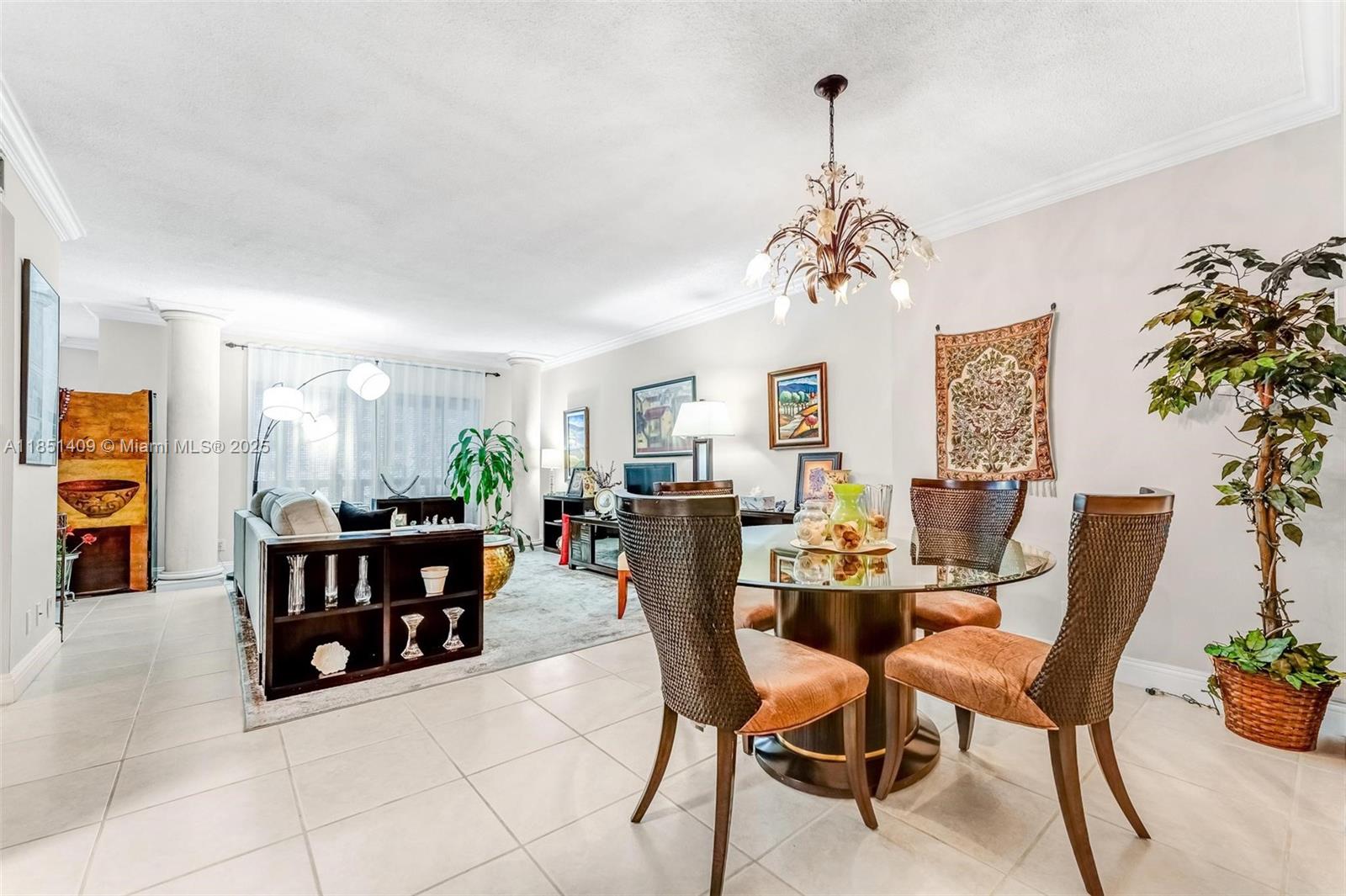 Ver detalles 516 2 / 2 1132 sq. ft. $ 2025-08-02 0 foto