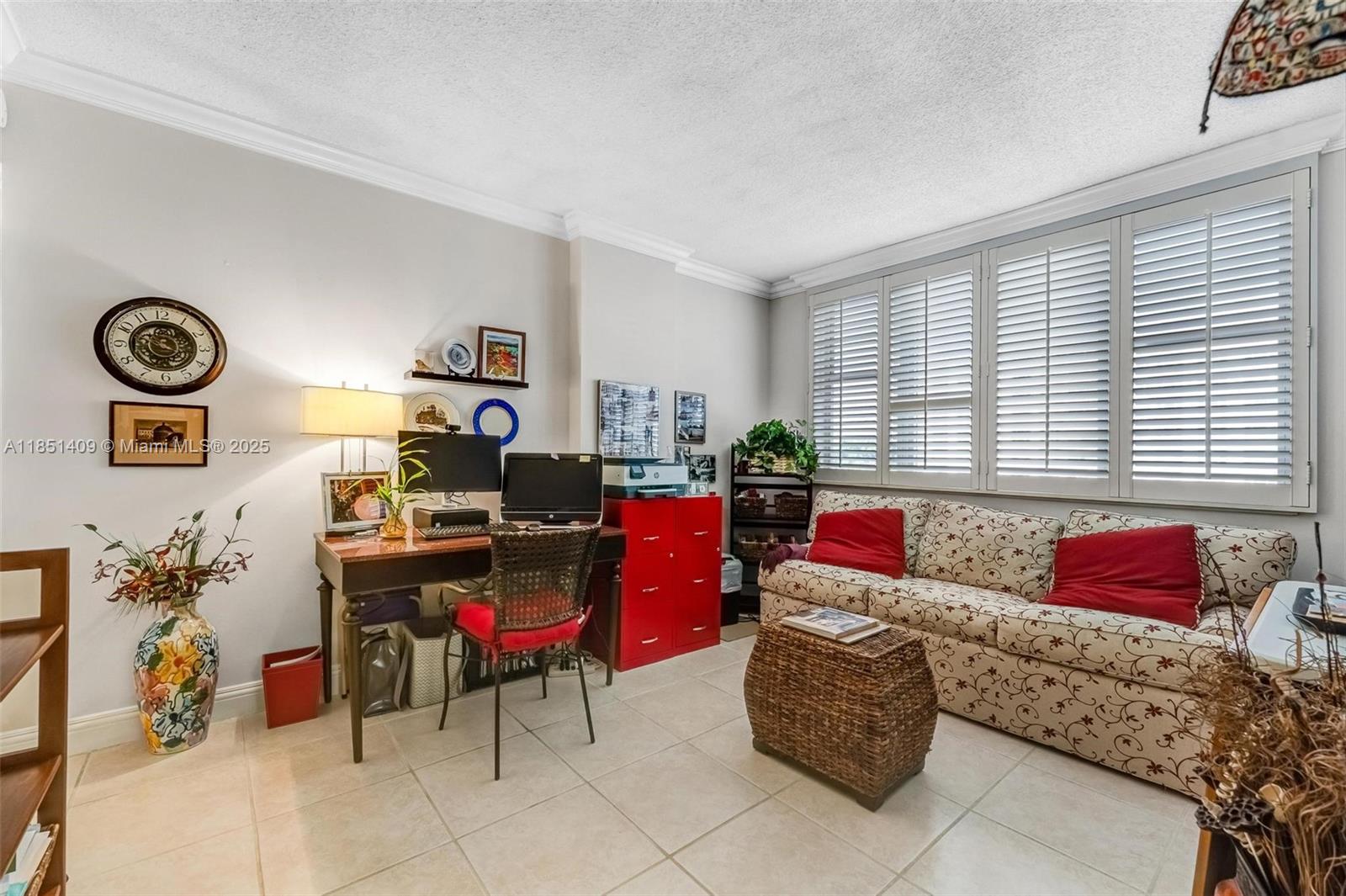 Ver detalles 516 2 / 2 1132 sq. ft. $ 2025-08-02 0 foto