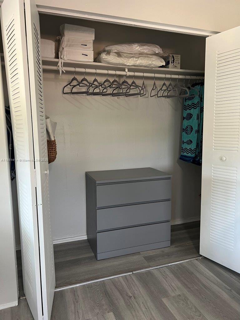 See details / 2887 sq. ft. $ 2025-08-02 0 Photo
