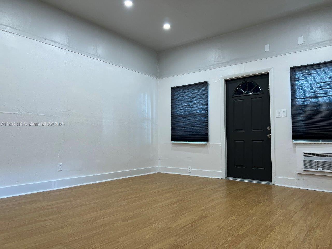 See details / 2887 sq. ft. $ 2025-08-02 0 Photo