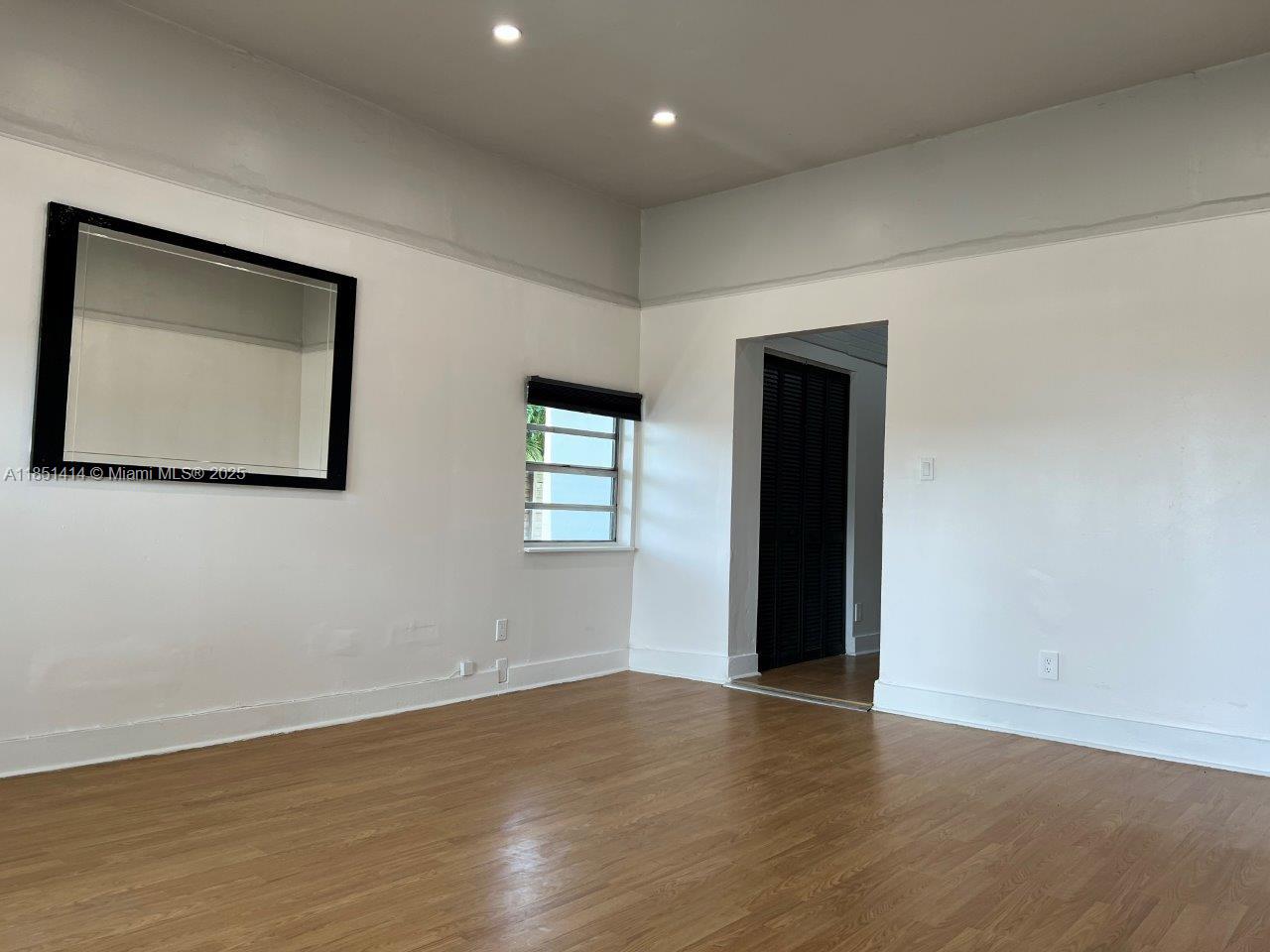 See details / 2887 sq. ft. $ 2025-08-02 0 Photo