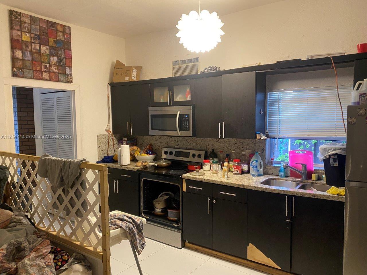 See details / 2887 sq. ft. $ 2025-08-02 0 Photo