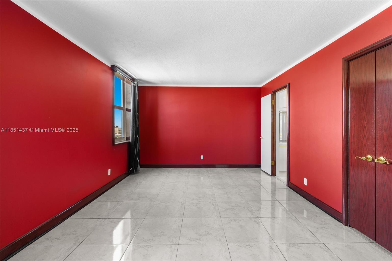 Photo of 427 Golden Isles Dr  #12D, Hallandale Beach, Florida, 33009 - 