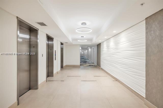 Photo of 3001 Ocean Dr  #433, Hollywood, Florida, 33019 - 