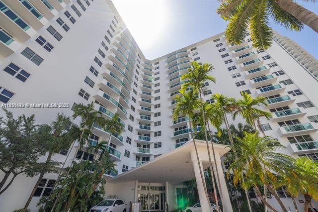 Photo of 3001 Ocean Dr  #433, Hollywood, Florida, 33019 - 