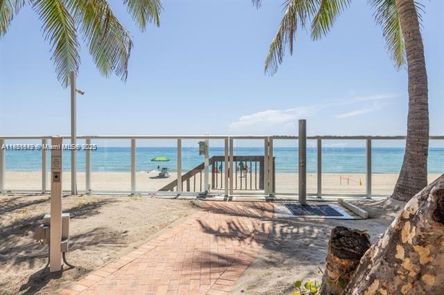 Photo of 3001 Ocean Dr  #433, Hollywood, Florida, 33019 - 