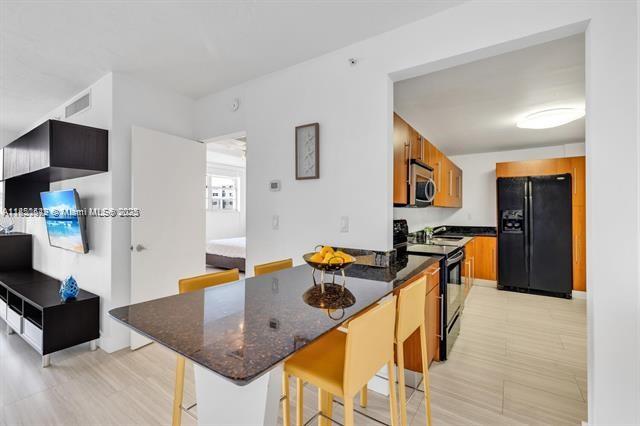 Photo of 3001 Ocean Dr #433, Hollywood, Florida, 33019 -