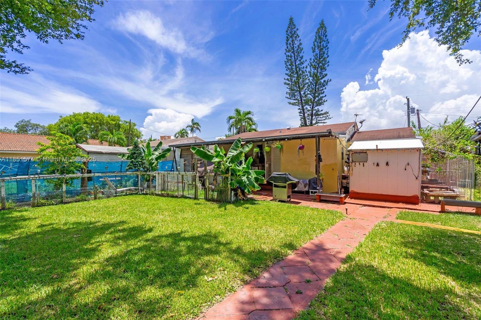 Ver detalles / 2206 sq. ft. $ 2025-08-02 0 foto