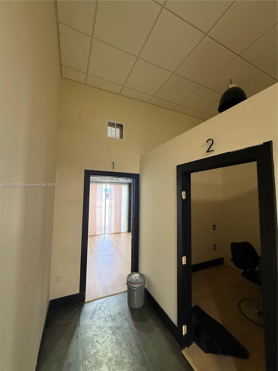 B1  /   sq. ft. $ 2025-08-02 0 Photo