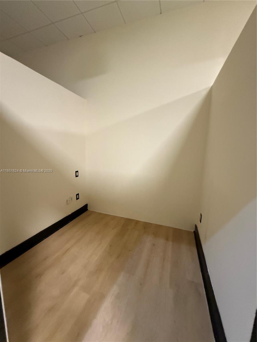 B1  /   sq. ft. $ 2025-08-02 0 Photo
