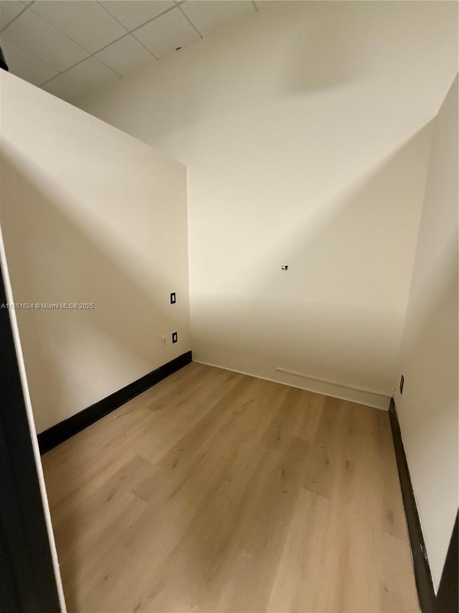 B1  /   sq. ft. $ 2025-08-02 0 Photo