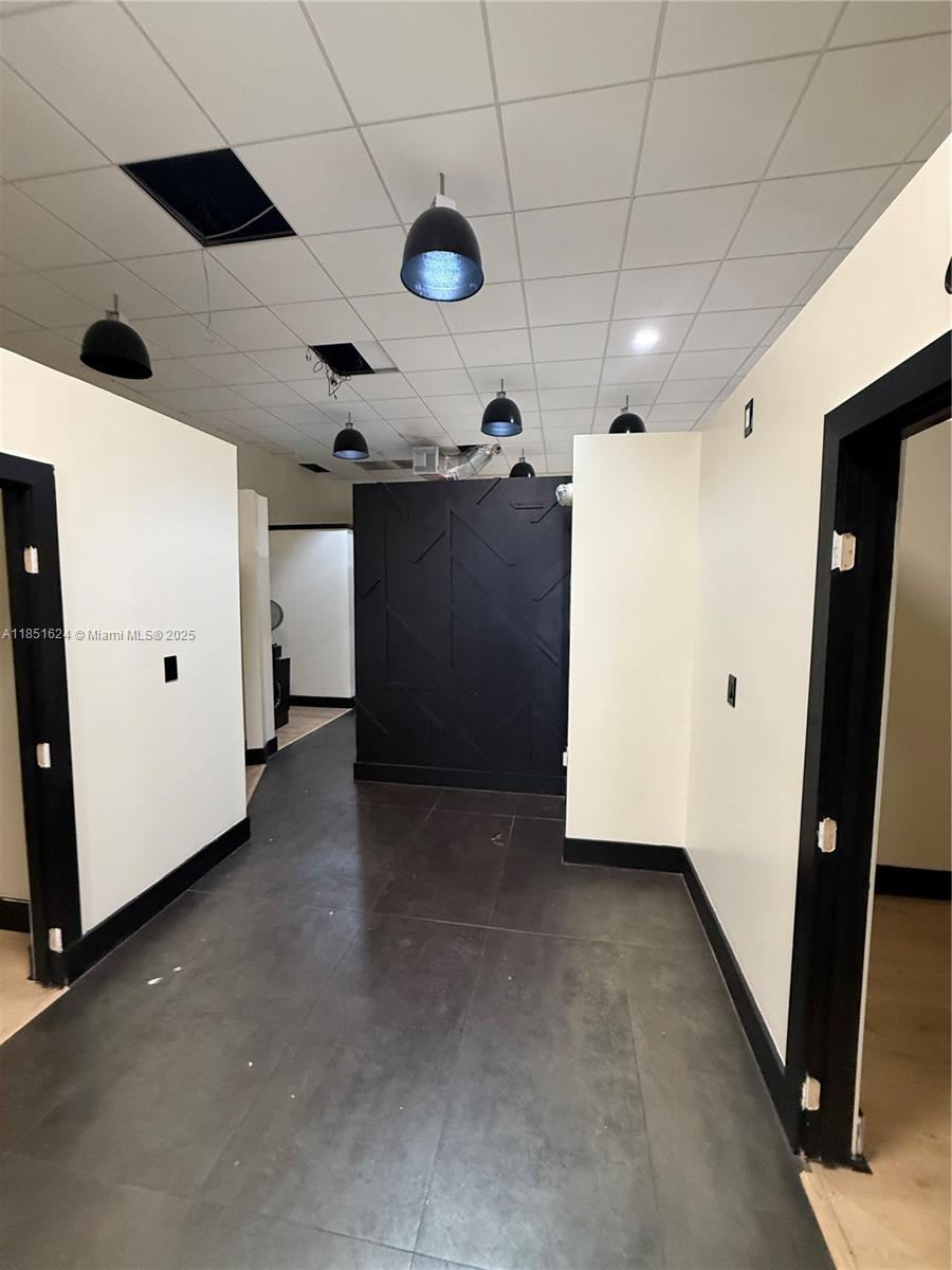 B1  /   sq. ft. $ 2025-08-02 0 Photo