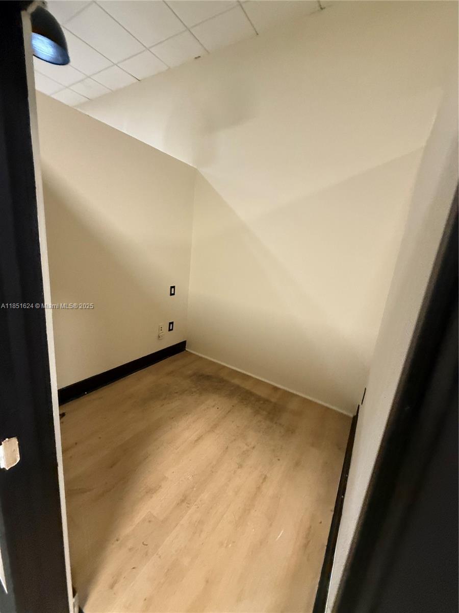 B1  /   sq. ft. $ 2025-08-02 0 Photo