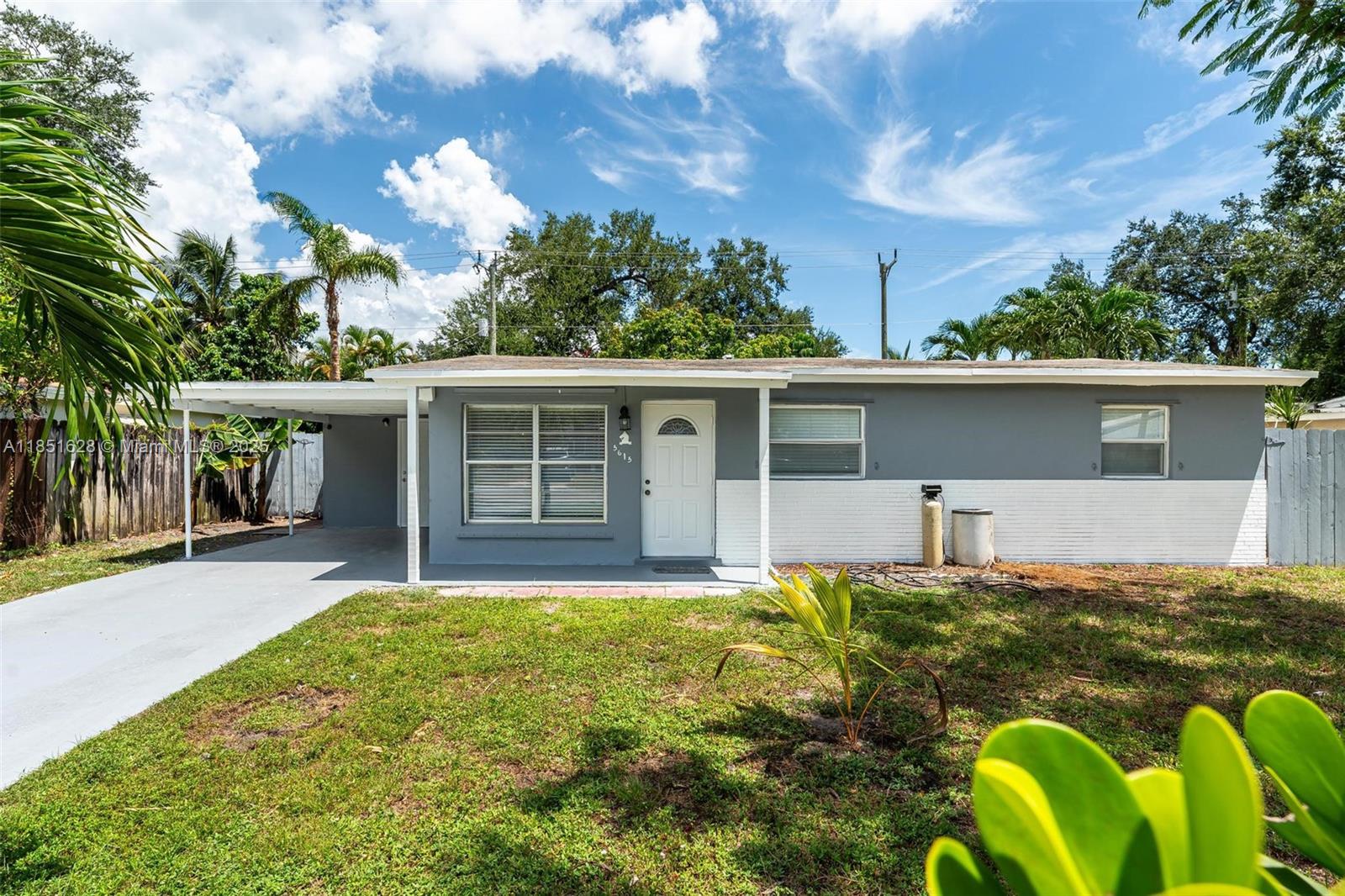 Ver detalles 5615 3 / 2 966 sq. ft. $ 2025-08-02 0 foto