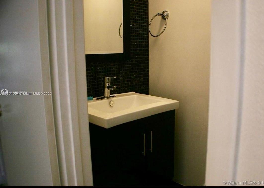 Photo of 1001 Three Islands Blvd  (1001), Hallandale Beach, Florida, 33009 - 
