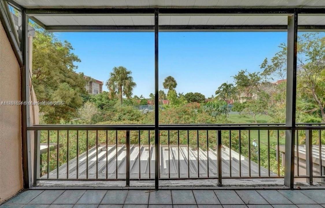 Photo of 1001 Three Islands Blvd  (1001), Hallandale Beach, Florida, 33009 - 