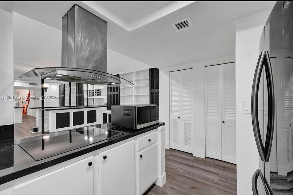 Photo of 1001 Three Islands Blvd (1001), Hallandale Beach, Florida, 33009 -