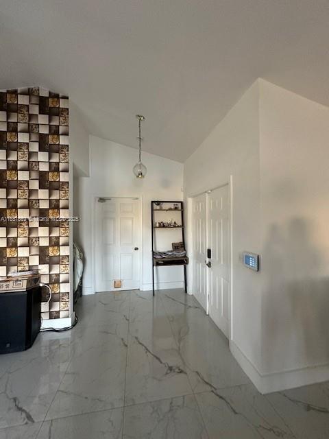 10000 3 / 2 1461 sq. ft. $ 2026-01-05 0 foto