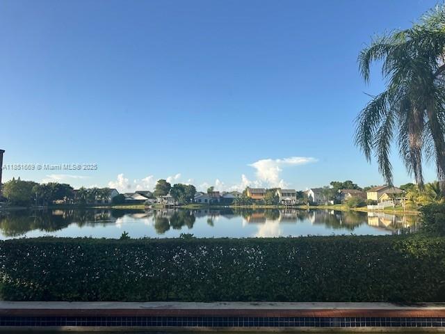 10000 3 / 2 1461 sq. ft. $ 2026-01-05 0 foto