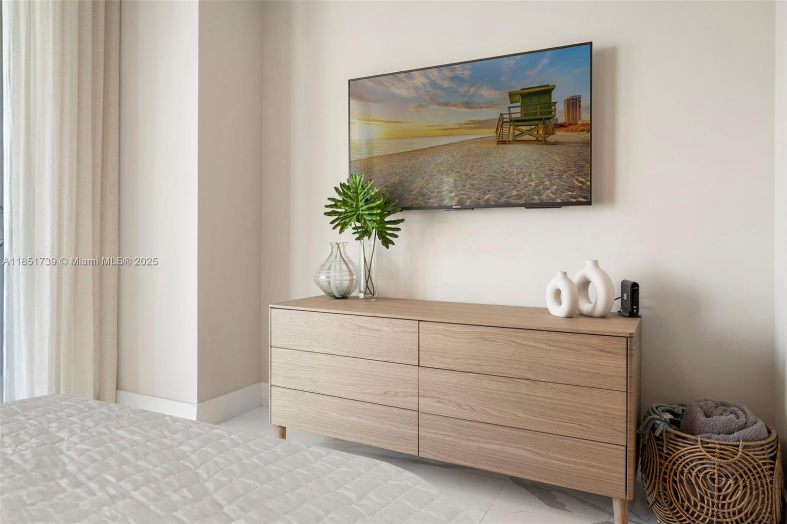Ver detalles 4-902 3 / 4 1892 sq. ft. $ 2025-08-03 0 foto