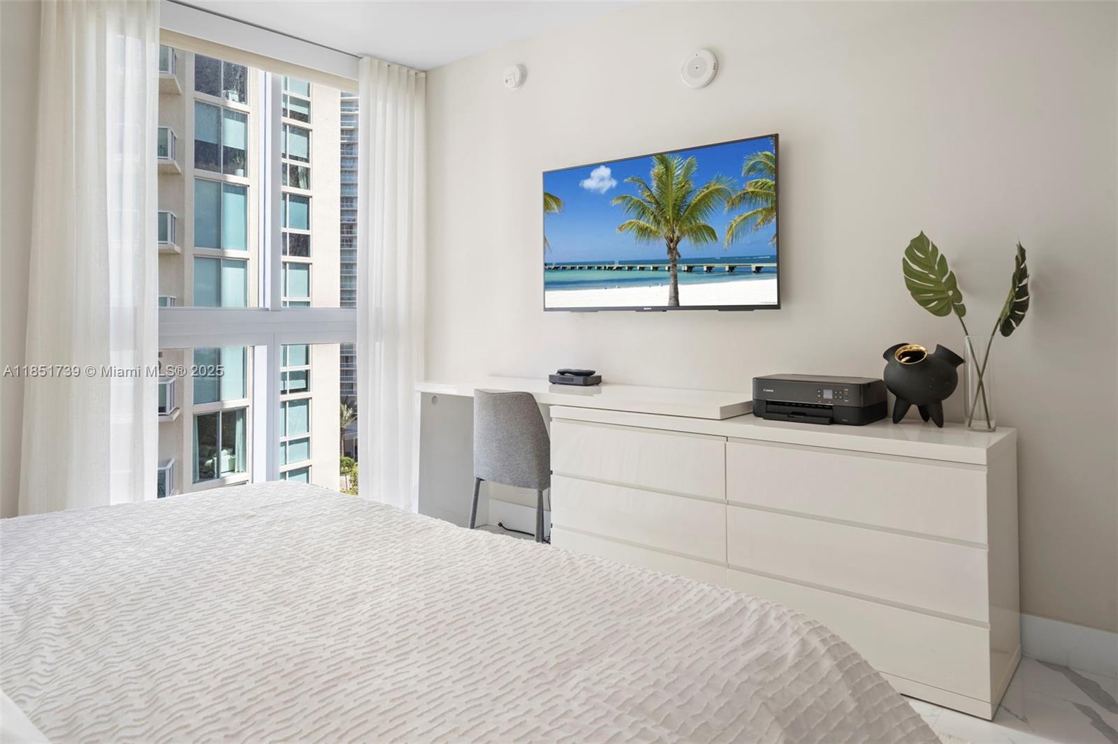Ver detalles 4-902 3 / 4 1892 sq. ft. $ 2025-08-03 0 foto
