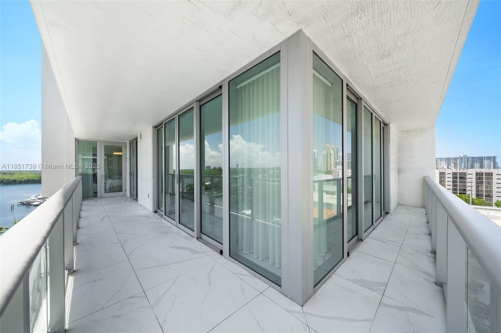 Ver detalles 4-902 3 / 4 1892 sq. ft. $ 2025-08-03 0 foto