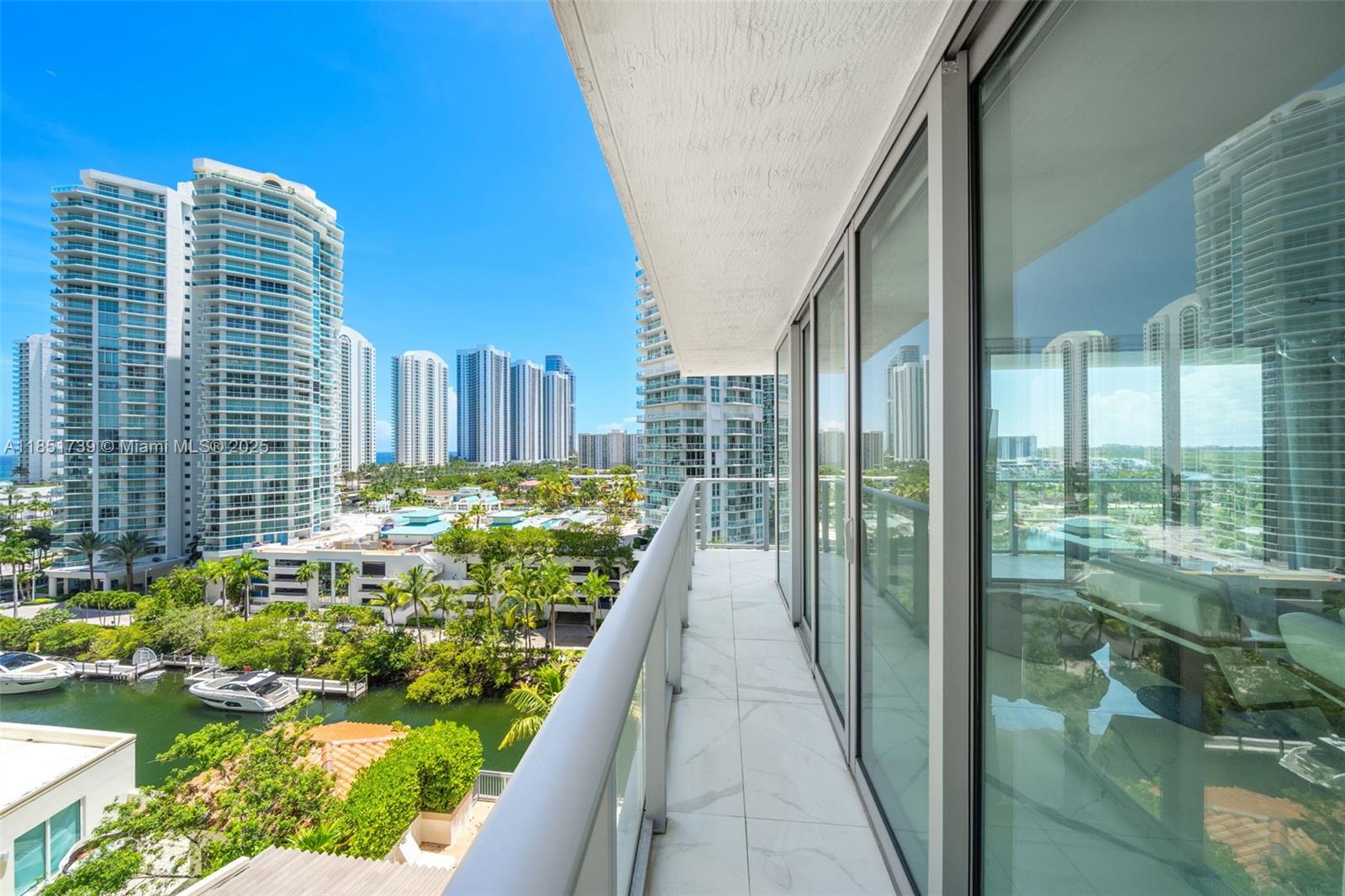 Ver detalles 4-902 3 / 4 1892 sq. ft. $ 2025-08-03 0 foto