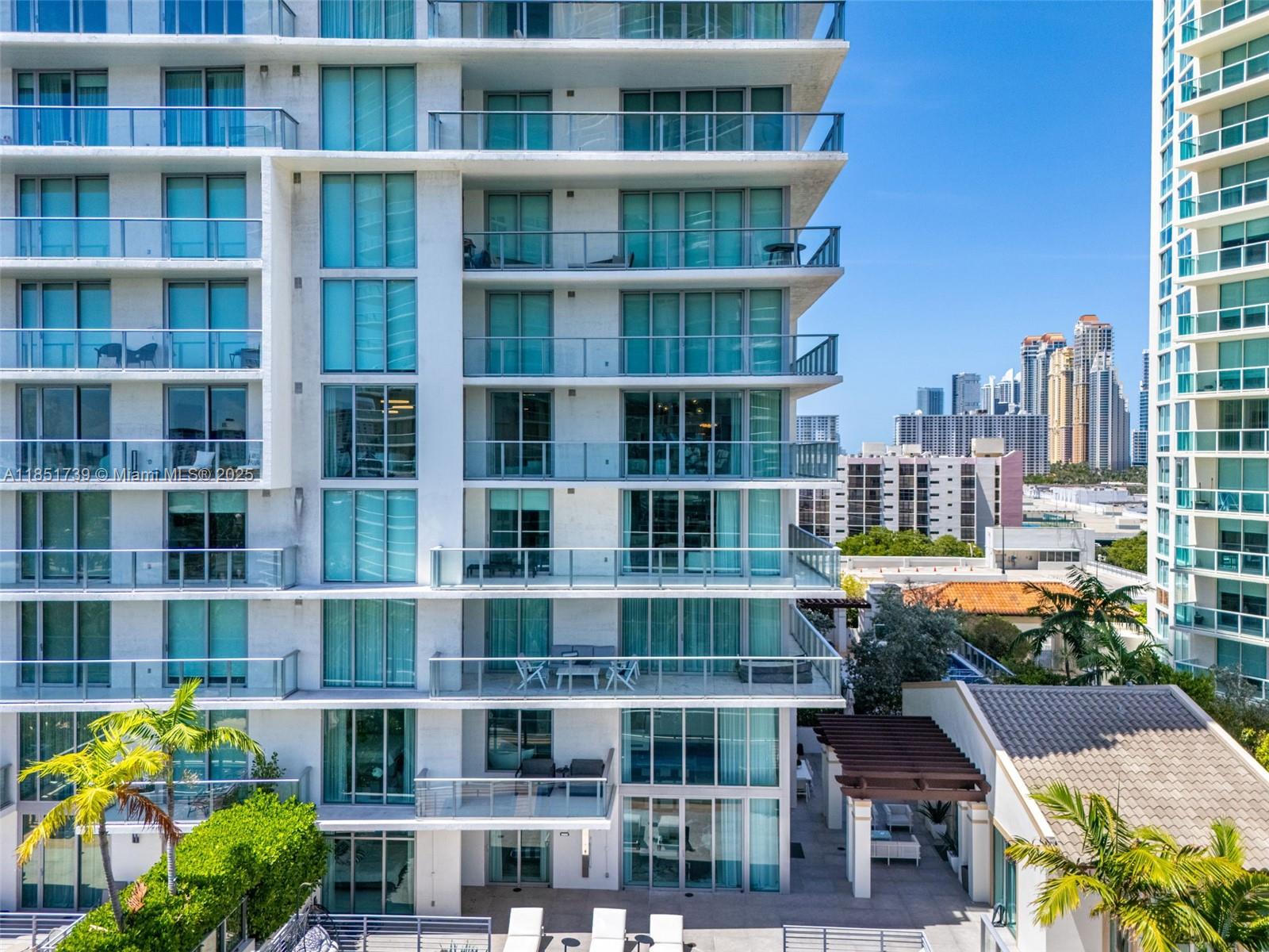Ver detalles 4-902 3 / 4 1892 sq. ft. $ 2025-08-03 0 foto