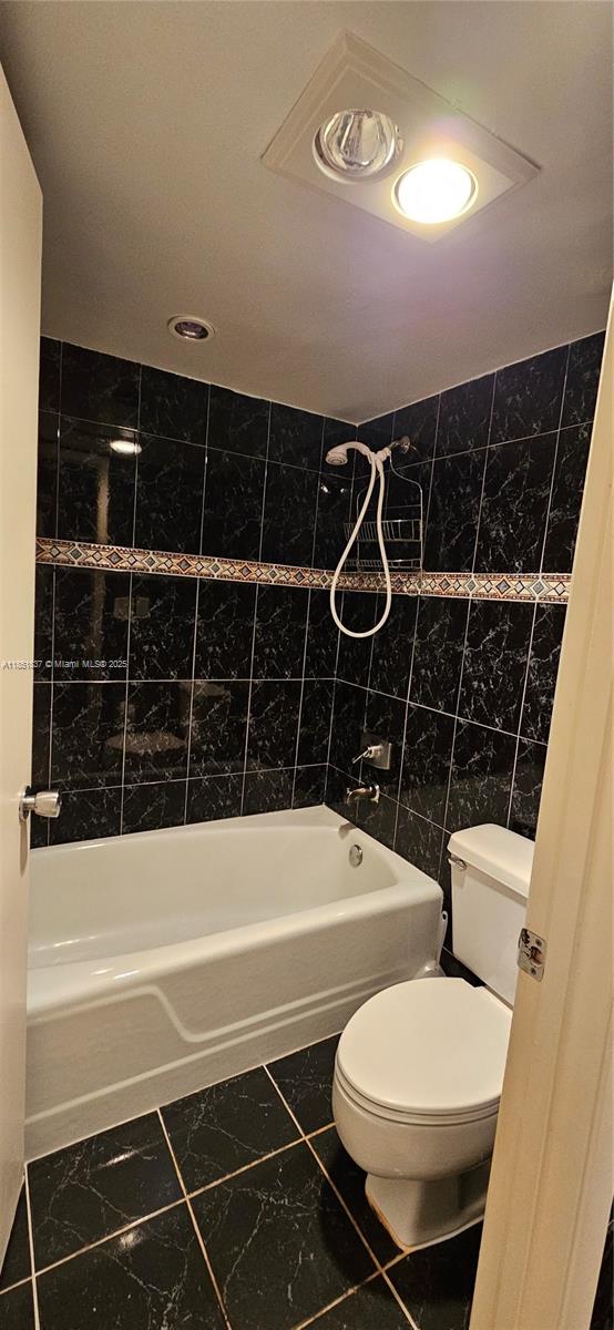 Photo of 20355 34th Ct  #321, Aventura, Florida, 33180 - 