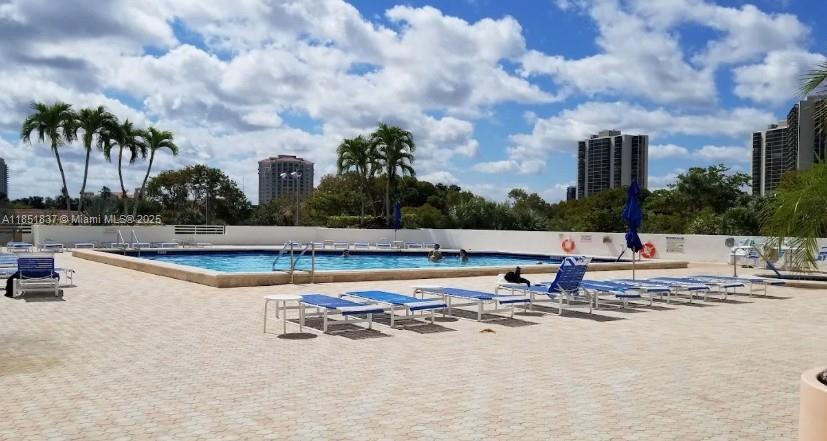 Photo of 20355 34th Ct  #321, Aventura, Florida, 33180 - 