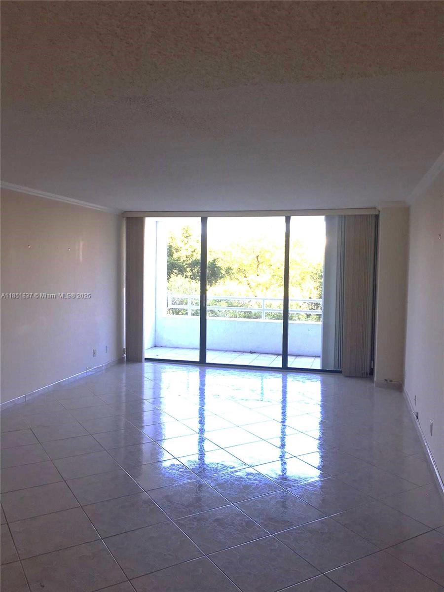 Photo of 20355 34th Ct  #321, Aventura, Florida, 33180 - 