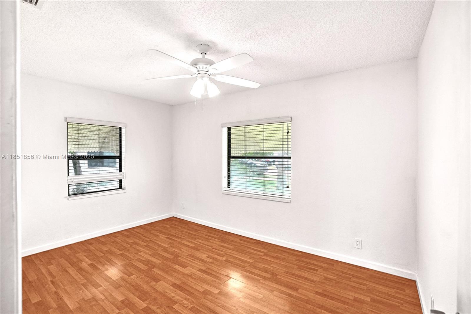 See details / 2176 sq. ft. $ 2025-08-11 0 Photo