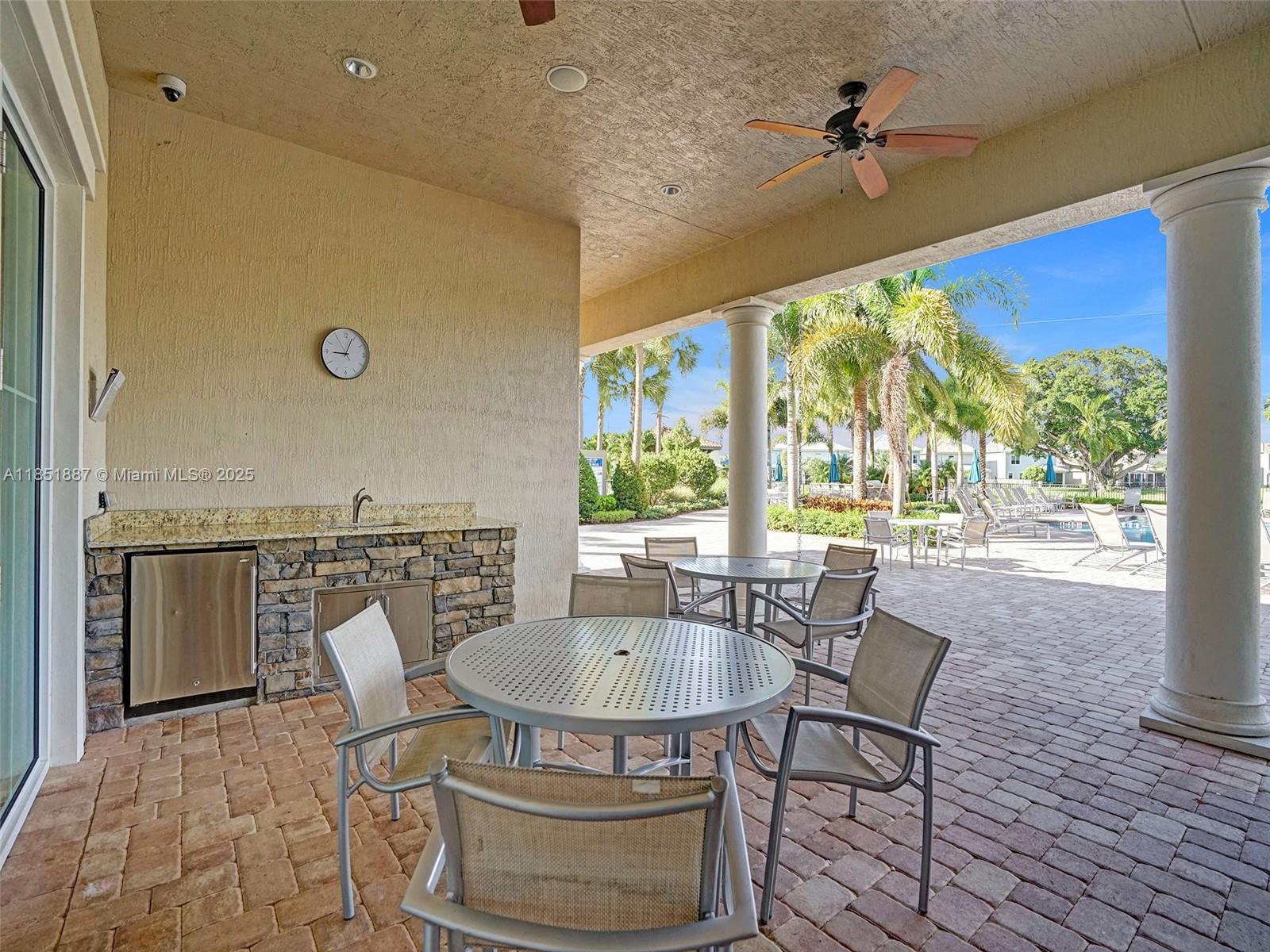 See details 4810 3 / 3 1561 sq. ft. $ 2025-08-04 0 Photo