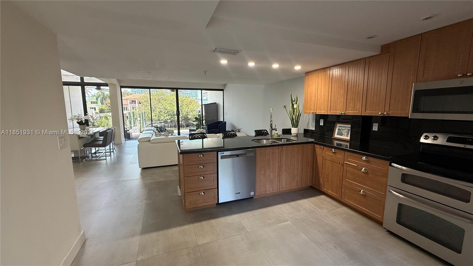 Photo of 399 Poinciana Dr  #1215, Sunny Isles Beach, Florida, 33160 - 