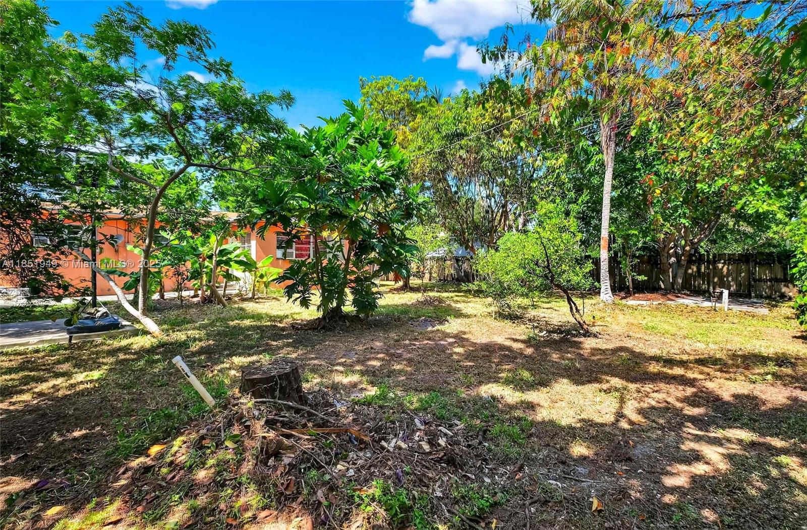 See details / sq. ft. $ 2025-08-04 0 Photo