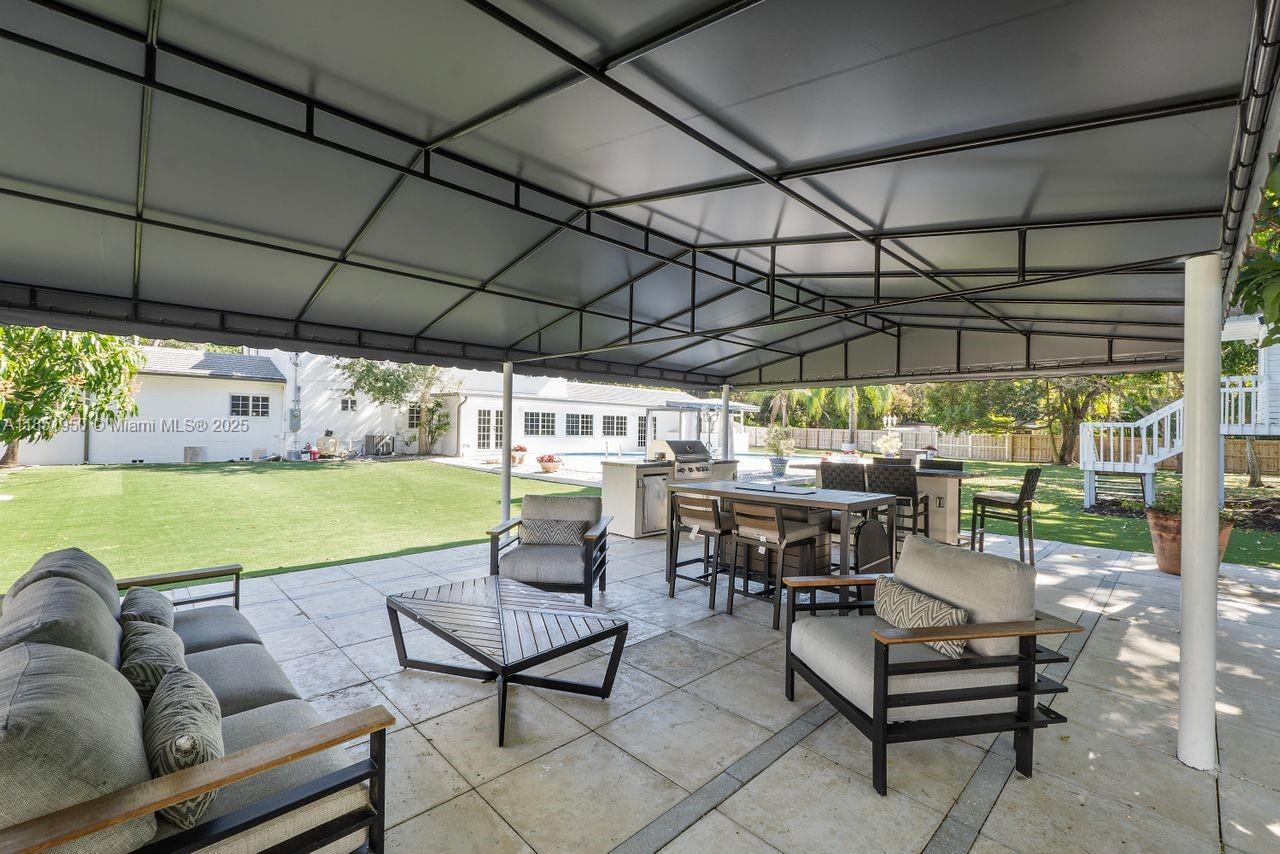 See details / sq. ft. $ 2025-08-04 0 Photo