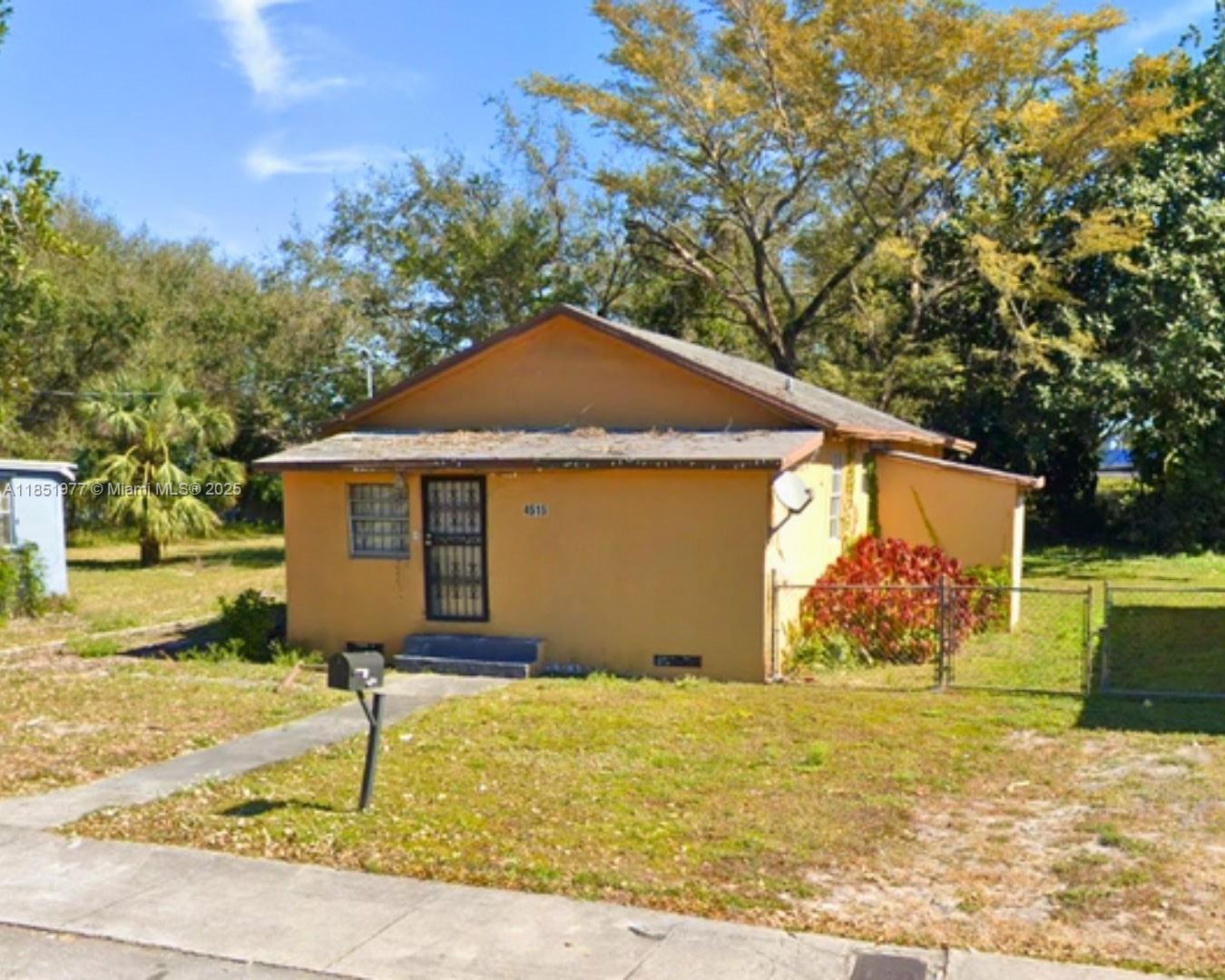 See details / sq. ft. $ 2025-08-04 0 Photo