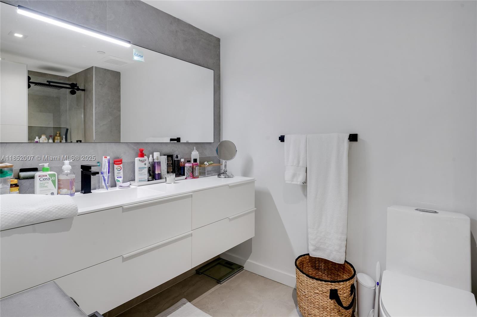 Photo of 3201 183rd St  #2201, Aventura, Florida, 33160 - 