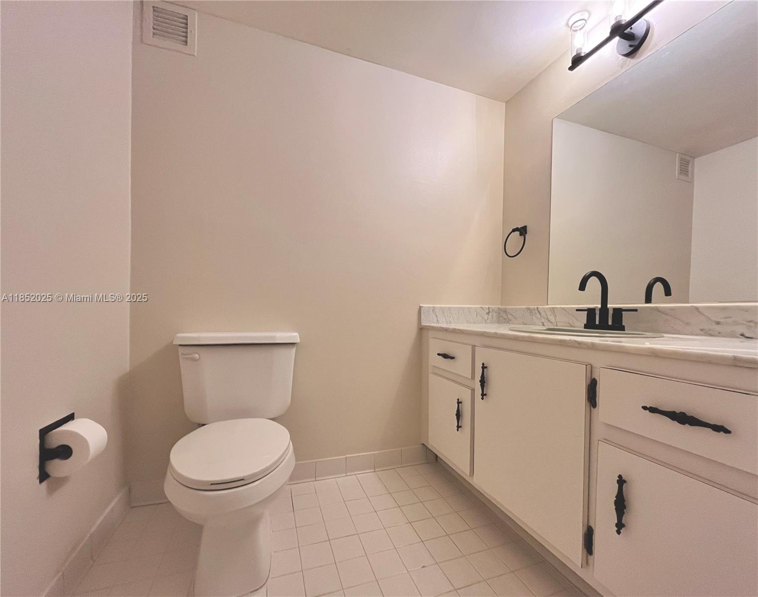 Photo of 500 Three Islands Blvd  #502, Hallandale Beach, Florida, 33009 - GUEST BATH
