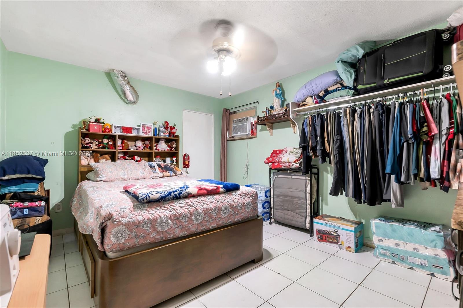 Ver detalles / 2400 sq. ft. $ 2025-08-04 0 foto