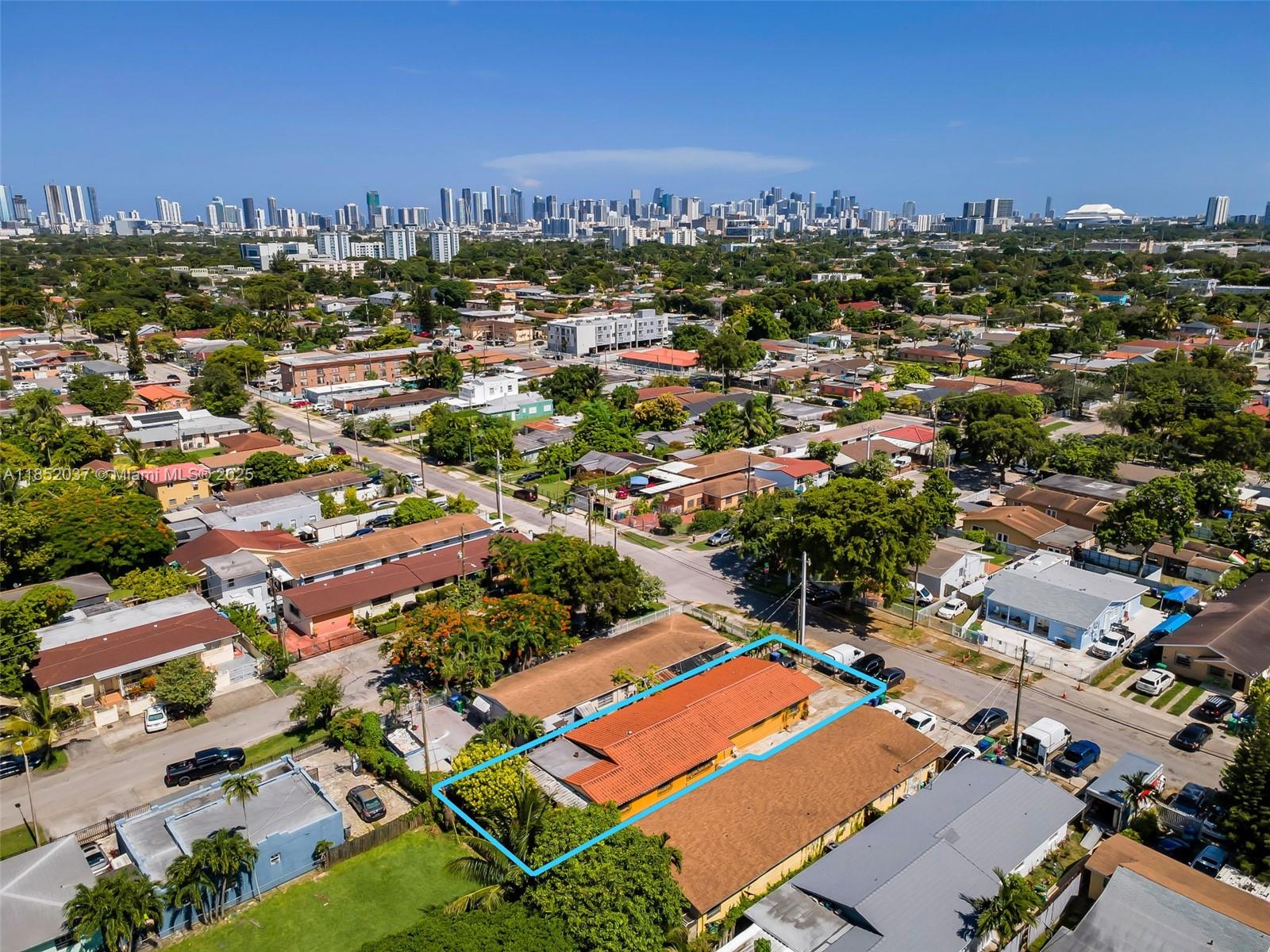 Ver detalles / 2400 sq. ft. $ 2025-08-04 0 foto