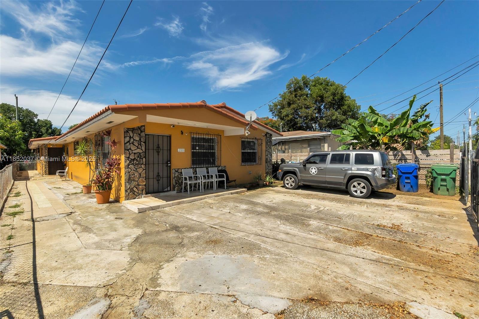 Ver detalles / 2400 sq. ft. $ 2025-08-04 0 foto