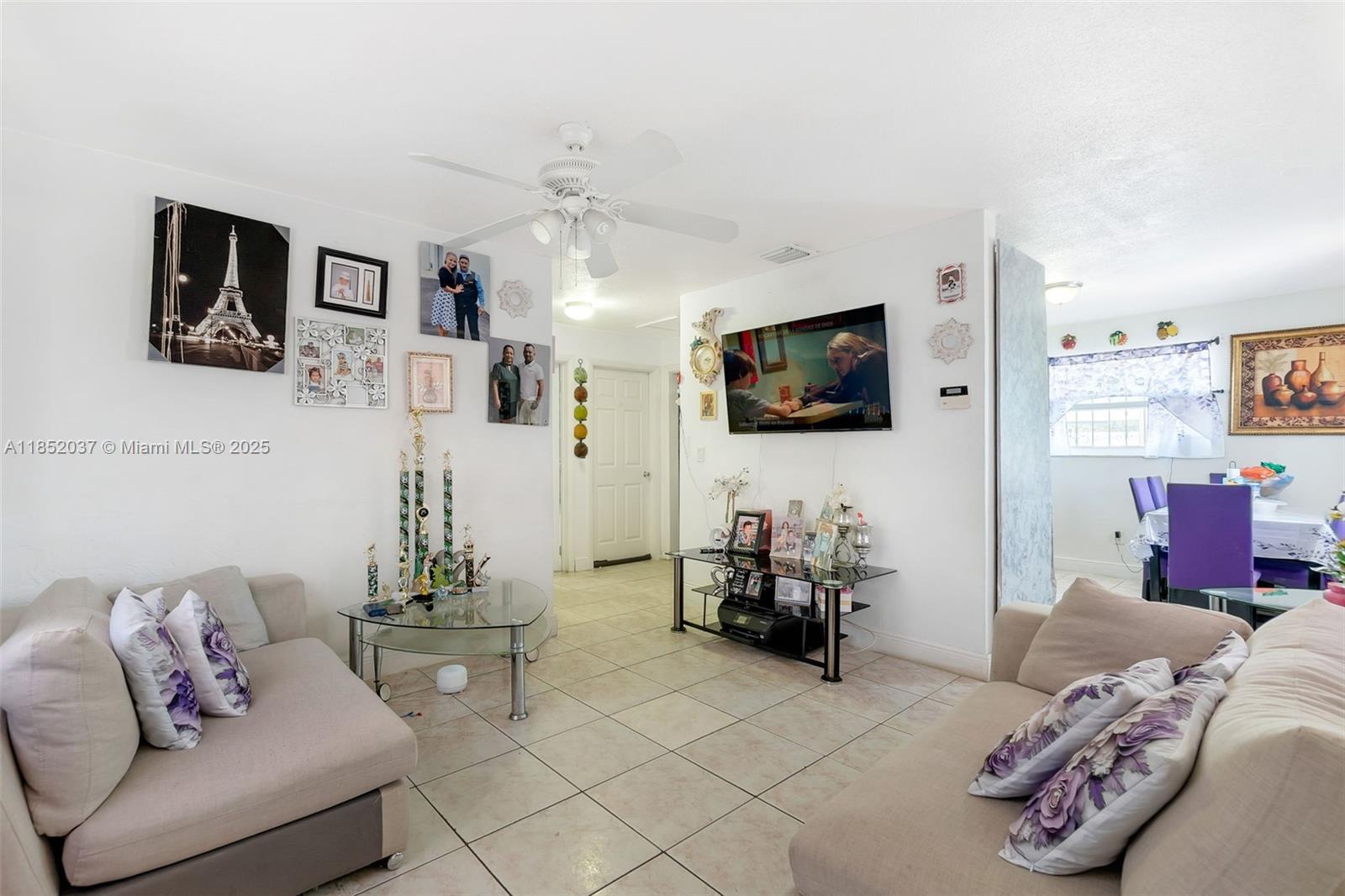 Ver detalles / 2400 sq. ft. $ 2025-08-04 0 foto