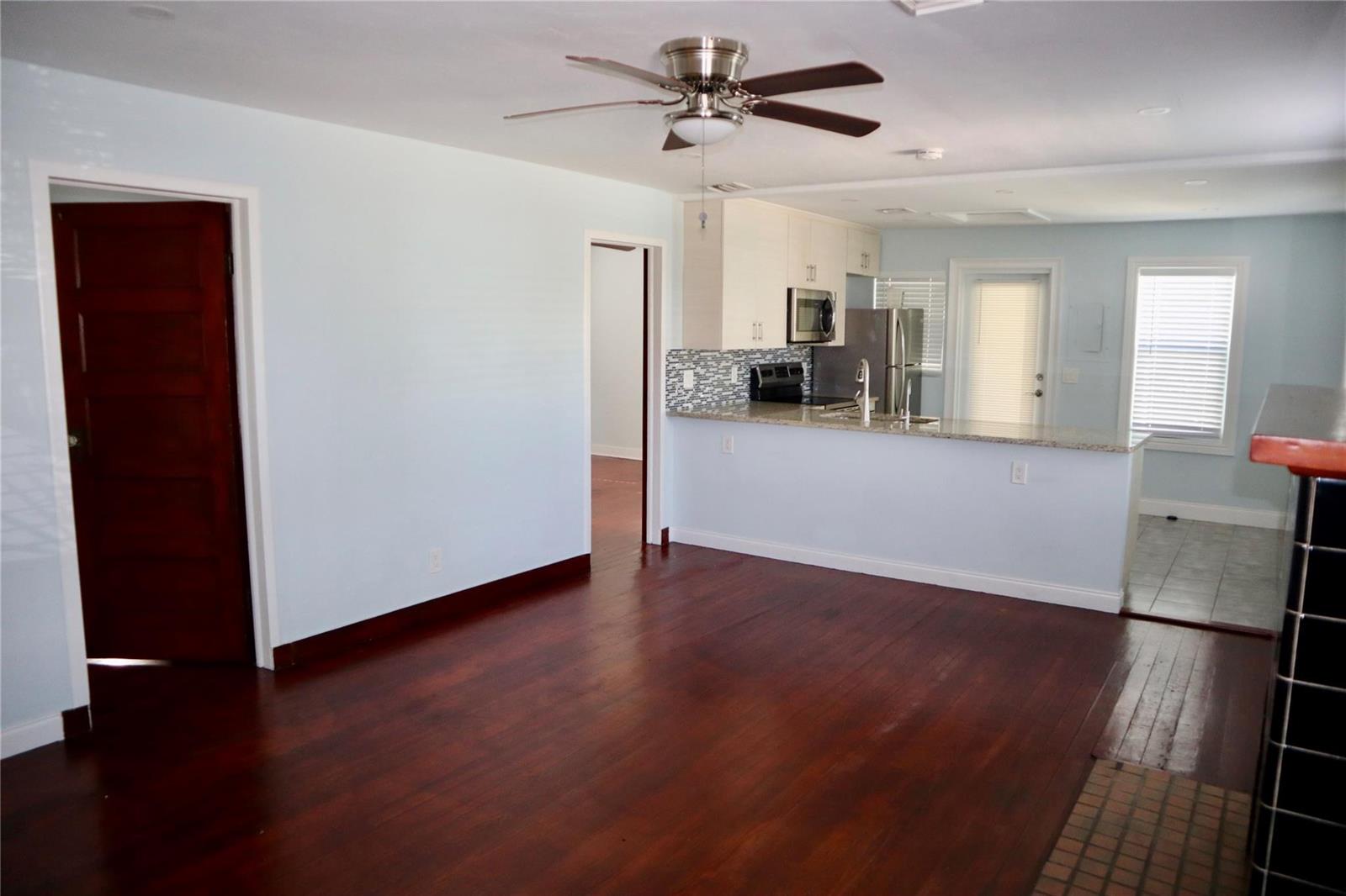   / 0  sq. ft. $ 2026-06-15 0 foto