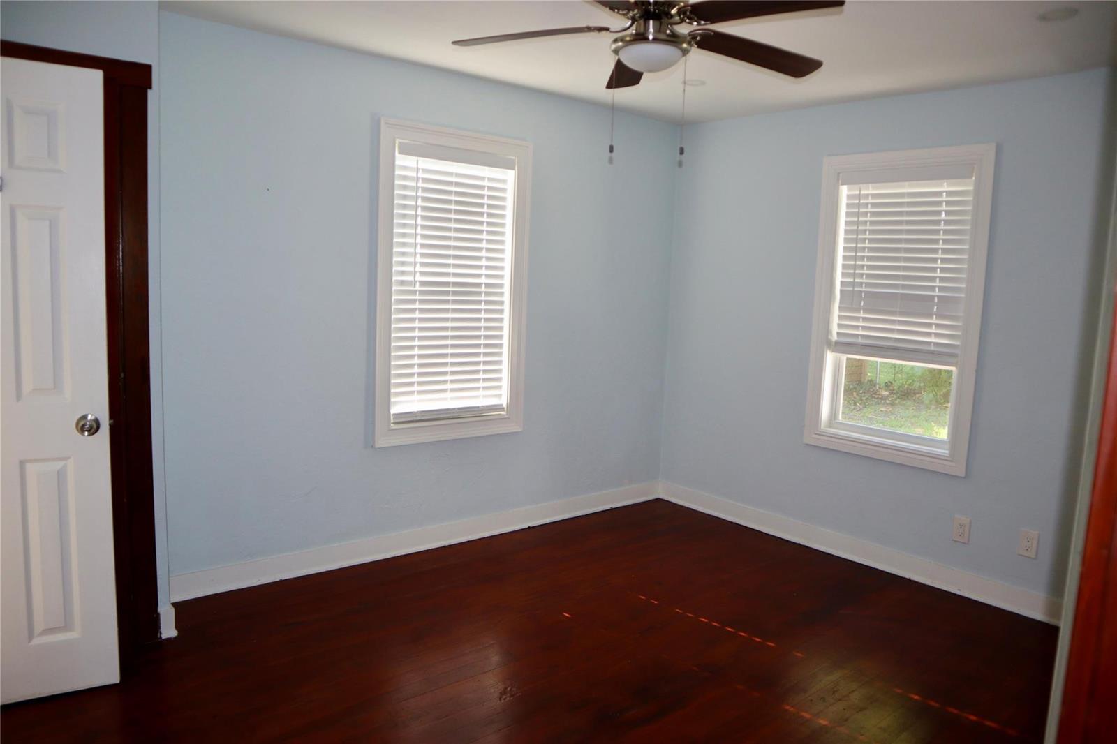   / 0  sq. ft. $ 2026-06-15 0 foto